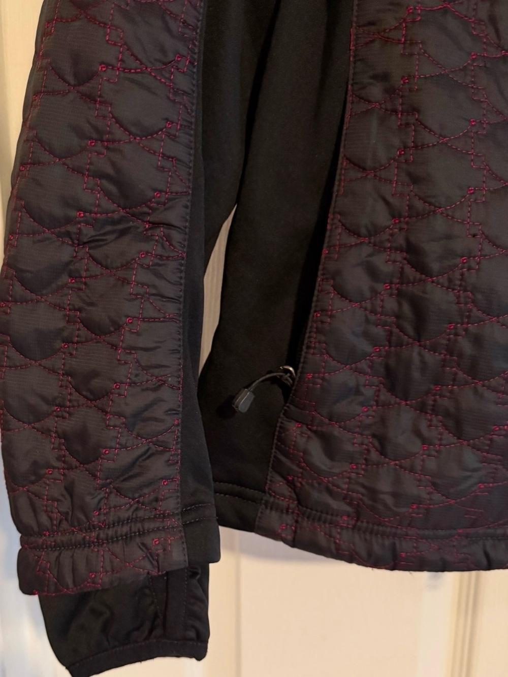 Harley-Davidson Women's Black & Red Quilted Lightweight Moto Jacket - Picture 10 of 16